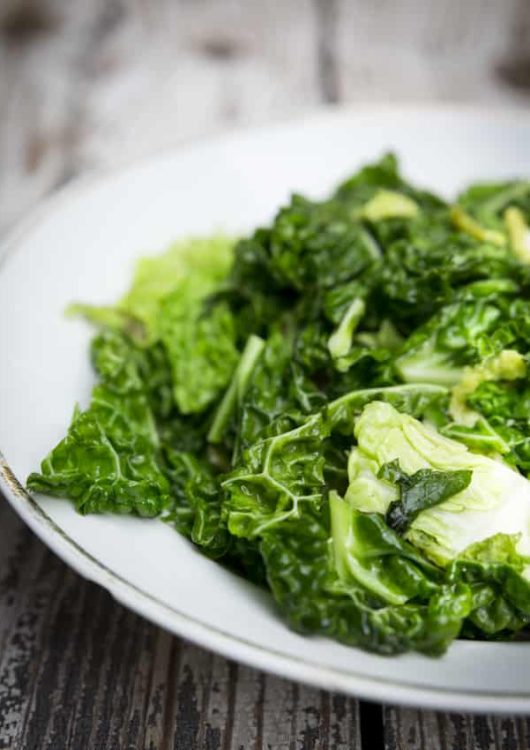 Paistettua kaalia ja minttua