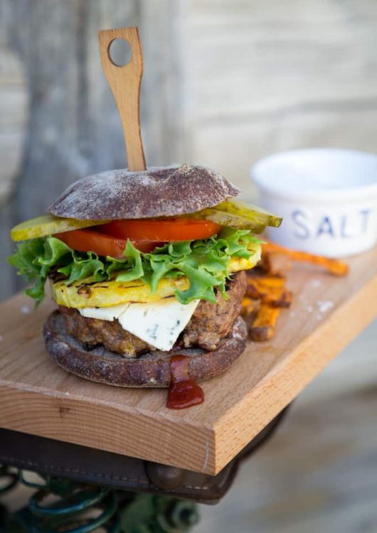 Homejuusto-ananashampurilainen