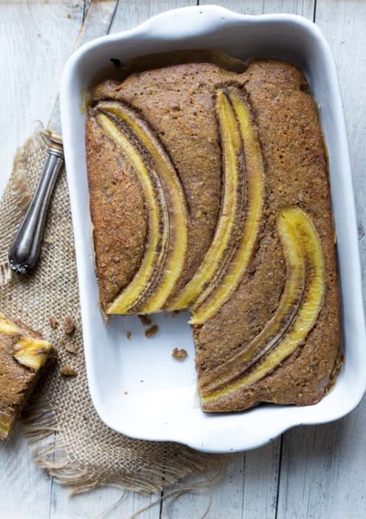 Gluteeniton banaanikakku