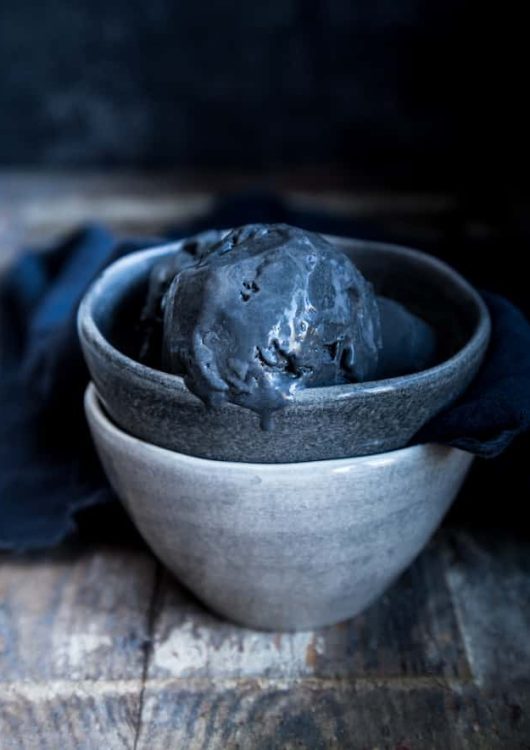 Hopeatoffeejäätelö