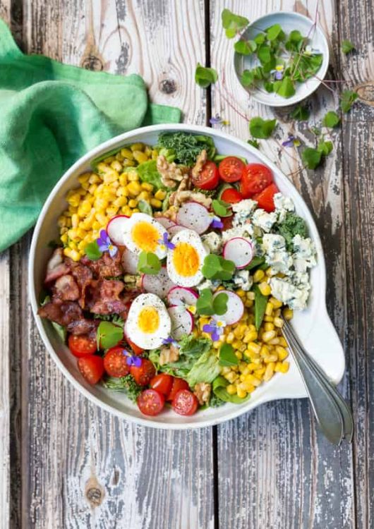 Cobb-salaatti Louisianan tyyliin