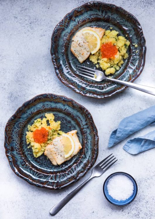 Kuhaa, perunaa ja ruskistettua voita