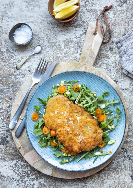 Wiener schnitzel ja rucolasalaatti