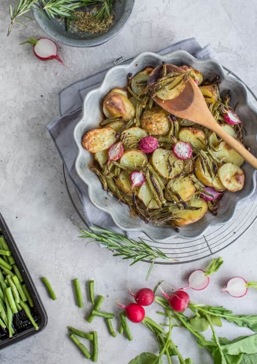 Paahdetut rosmariiniperunat