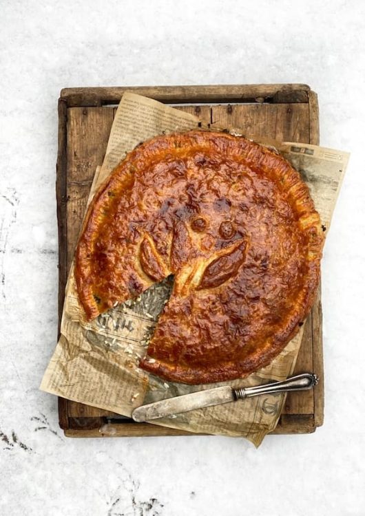 Hirvipeltilihapiirakka