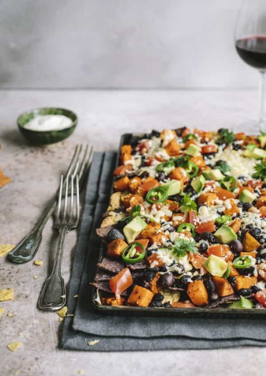 Bataatti-nachospelti