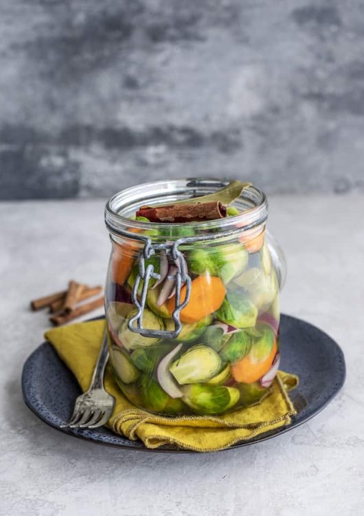 Pikkelöidyt ruusukaalit