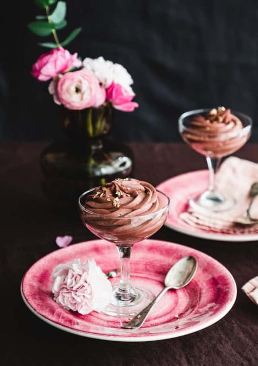 Suklaamousse suolakinuskisydämellä