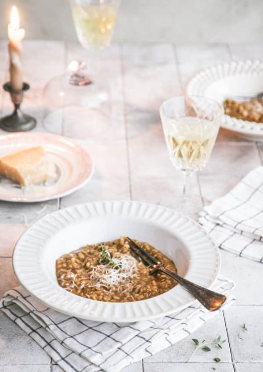 Risotto karamellisoidusta sipulista