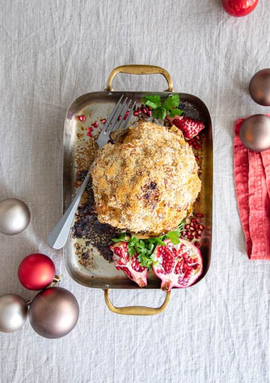 Uunikukkakaali eli vegaaninen kinkun korvike