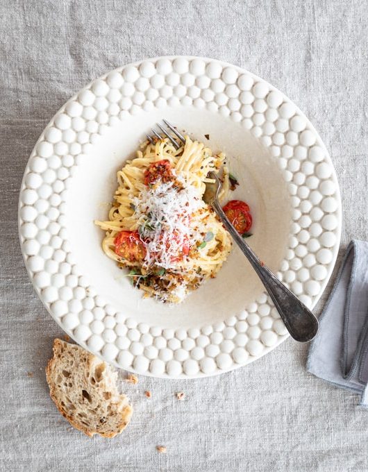 Valkosipulicarbonara