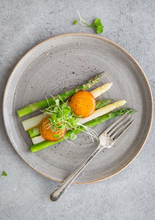 Parsaa ja soijamarinoituja keltuaisia