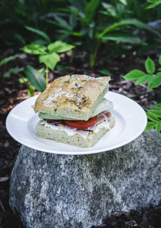 Pikkelöity jäävuorisalaatti