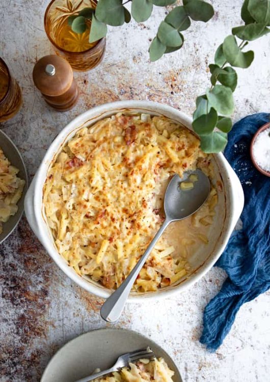 Kaali-pekonilaatikko