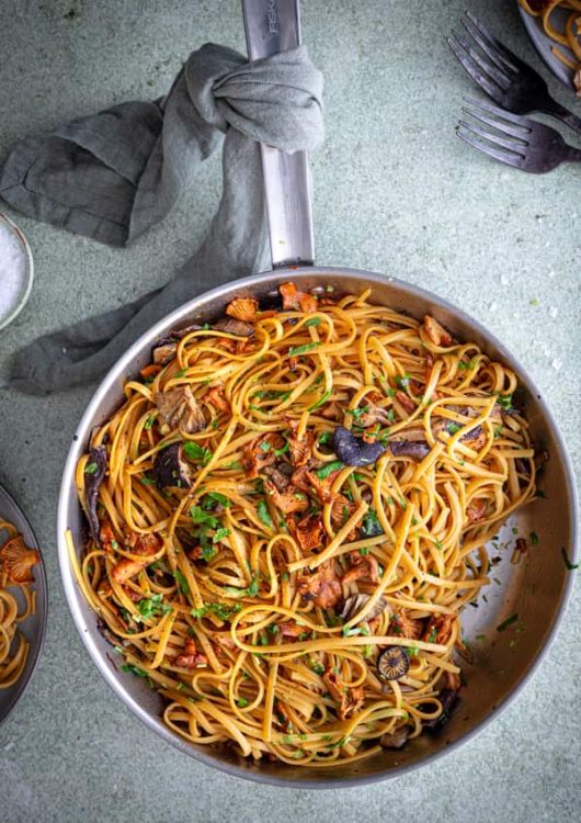 Sienipasta soija-voilla