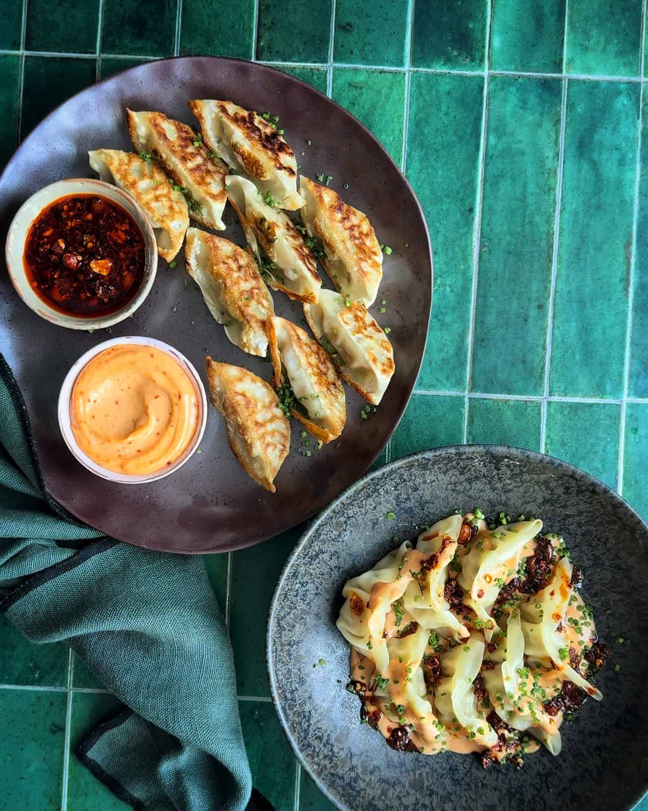 Gyozat kahdella tavalla – höyrytettyinä ja rapeaksi paistettuina